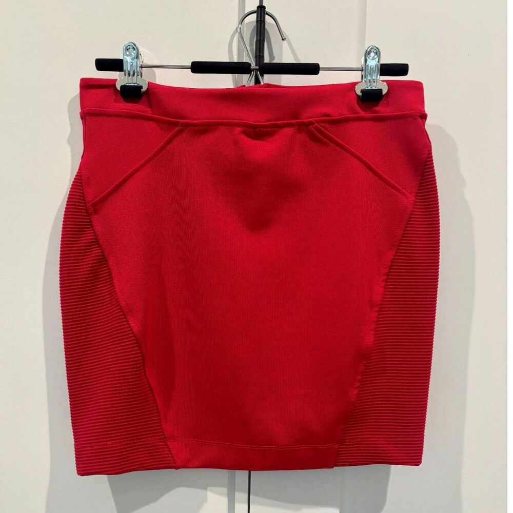 Red Bodycon Skirt Y2K French Connection Ribbed Slim Fit Statement Piece Size 10